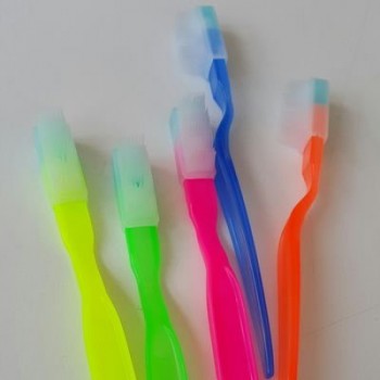 Tek Kullanımlık Diş Fırçası